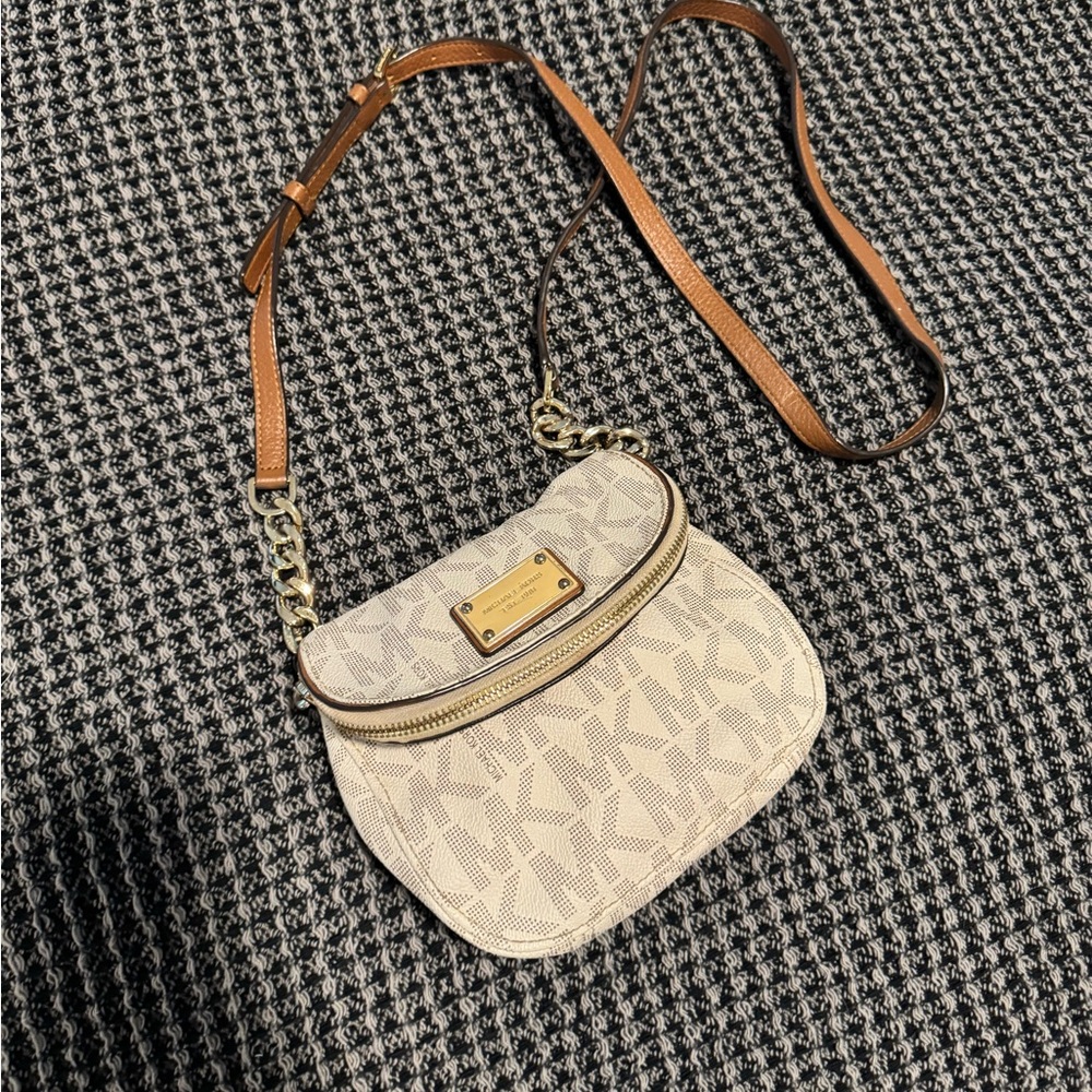 Michael Kors Crossbody